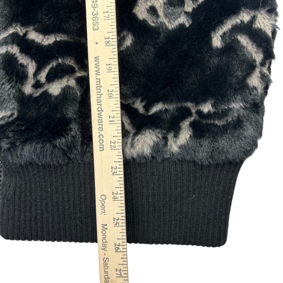 Powder River Outfitters Faux Fur Western Vest Women XL Black Mustang Horse Print - Picture 8 of 10